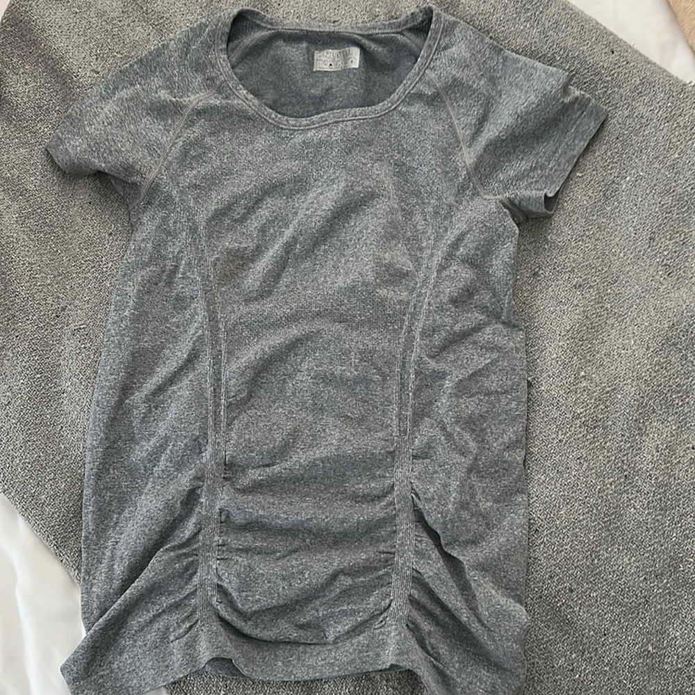 Athleta speed light tee